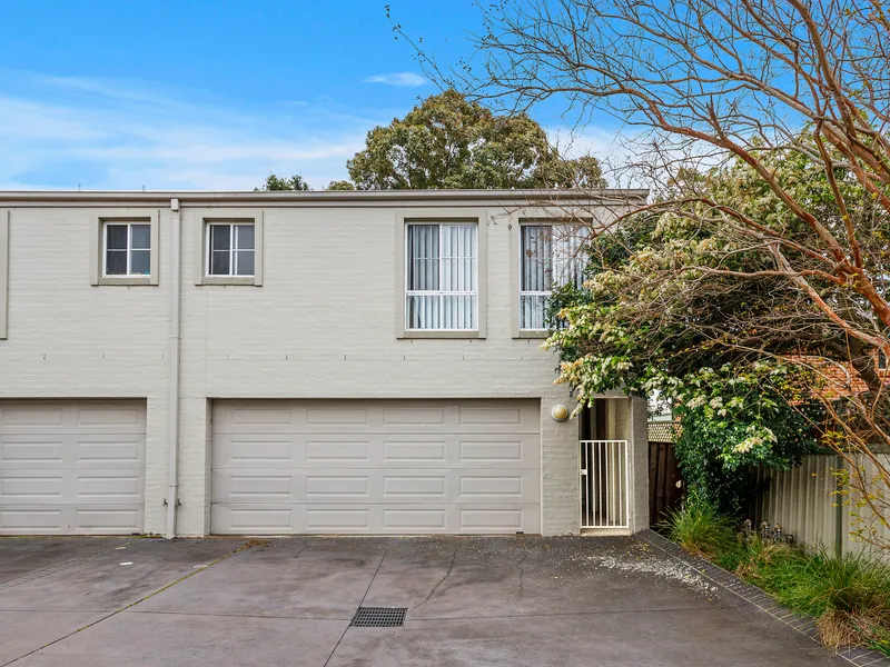 Spacious Terrace Living