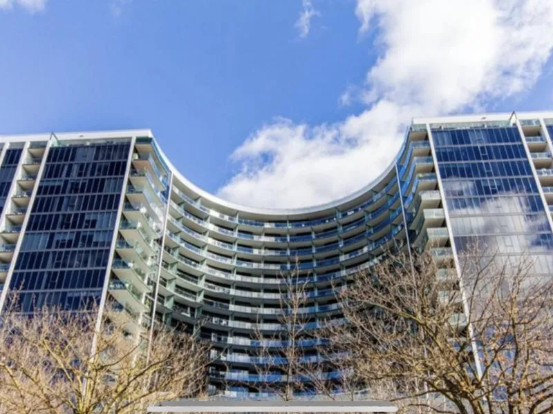 Manhattan apartments – level 10 north facing Glebe park