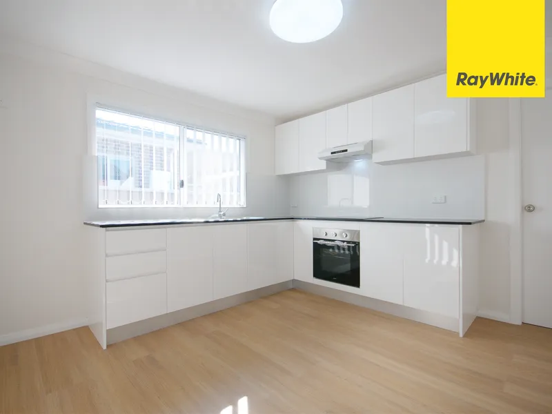 NEAT & TIDY TWO BEDROOM GRANNY FLAT