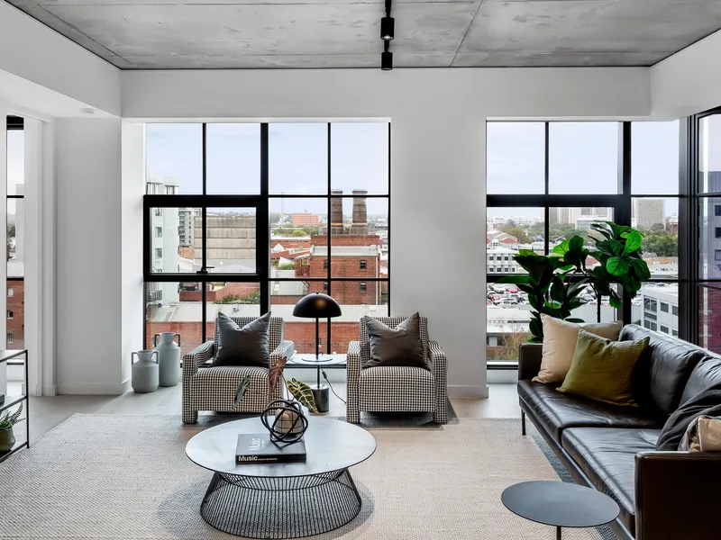 MELBOURNE’S CULTURAL HEART — Collingwood