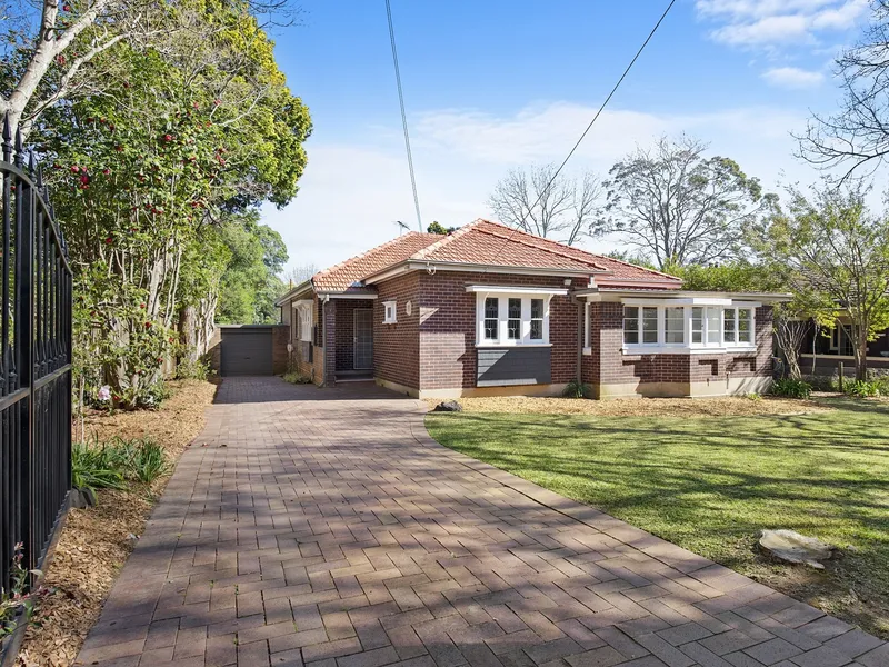 A Wahroonga Classic... Elegant Meets Contemporary