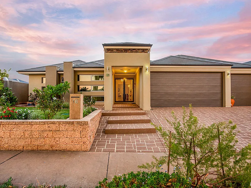 UTTERLY AMAZING 5x3 IN THE GLADES