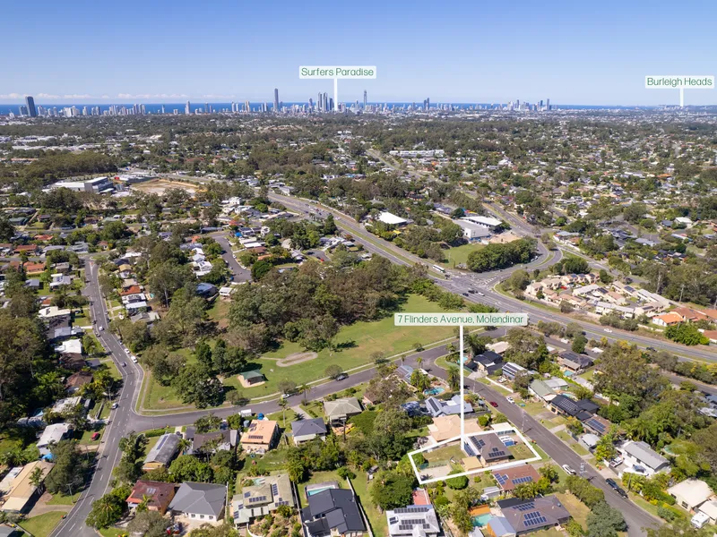 SO CENTRAL TO SHOPPING, SCHOOLS, TRANSPORT, PARKS - 1/2 TENNIS COURT, ELEVATED POSITION WITH LOVELY BREEZES, UNDERCOVER ENTERTAINING AREA