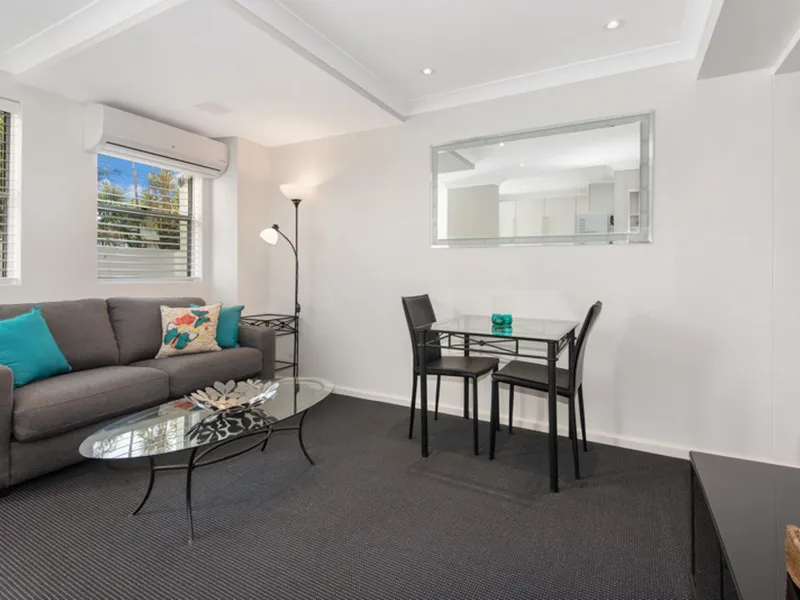 Executive 1 bedroom Fully Furnished