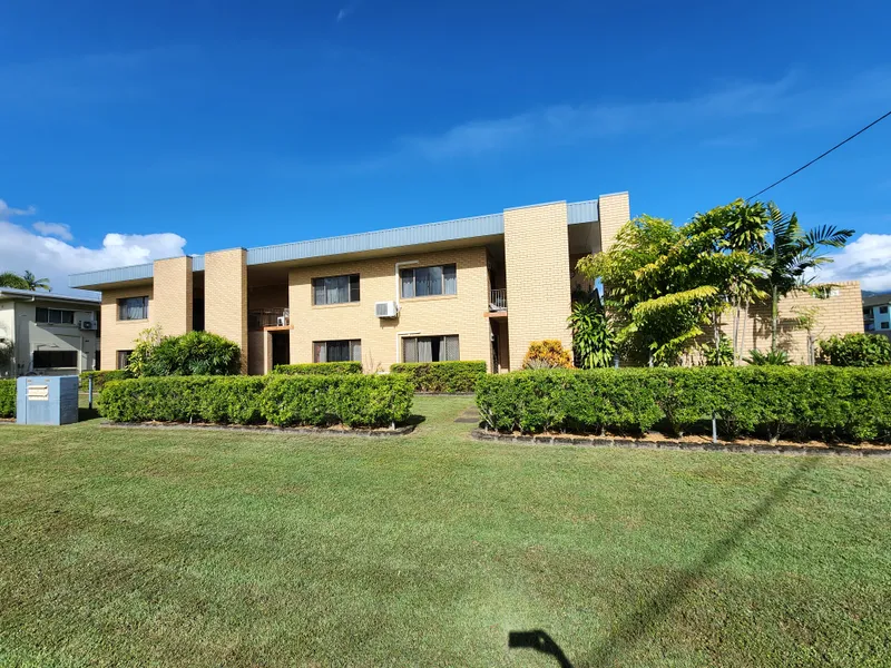 Large & Spacious Ground Floor Unit