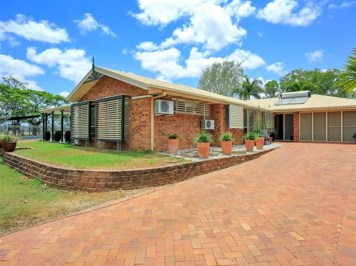 Easy Acreage Lifestyle