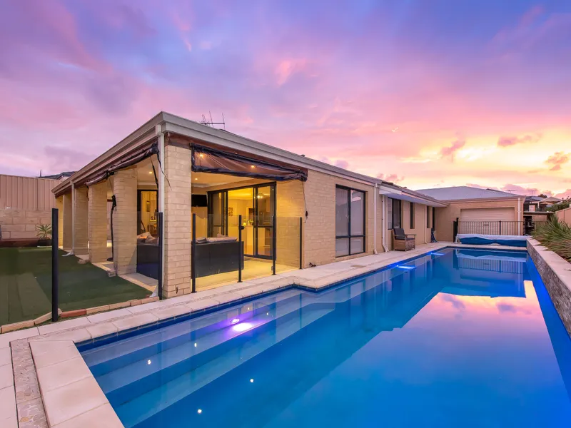 Enough Living Spaces For Everyone to Enjoy!