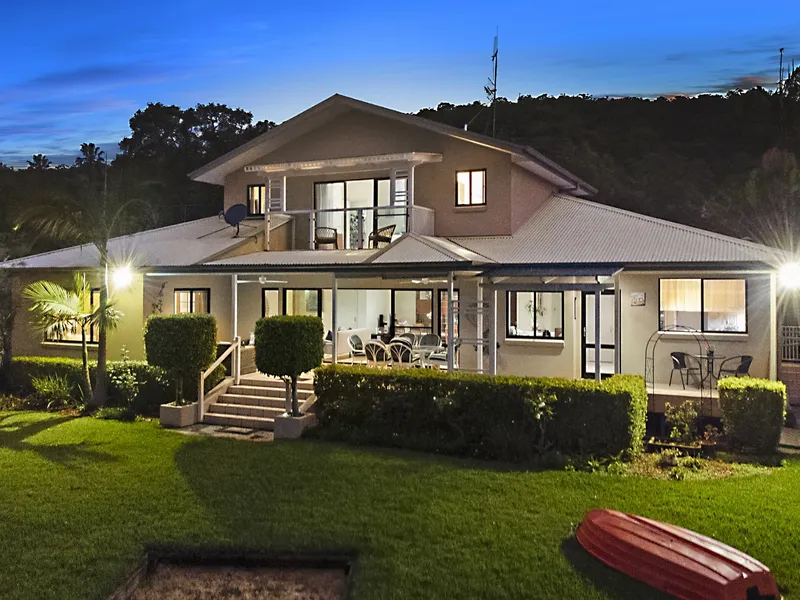 A jewel in the Nile on the Hawkesbury River at Brooklyn
