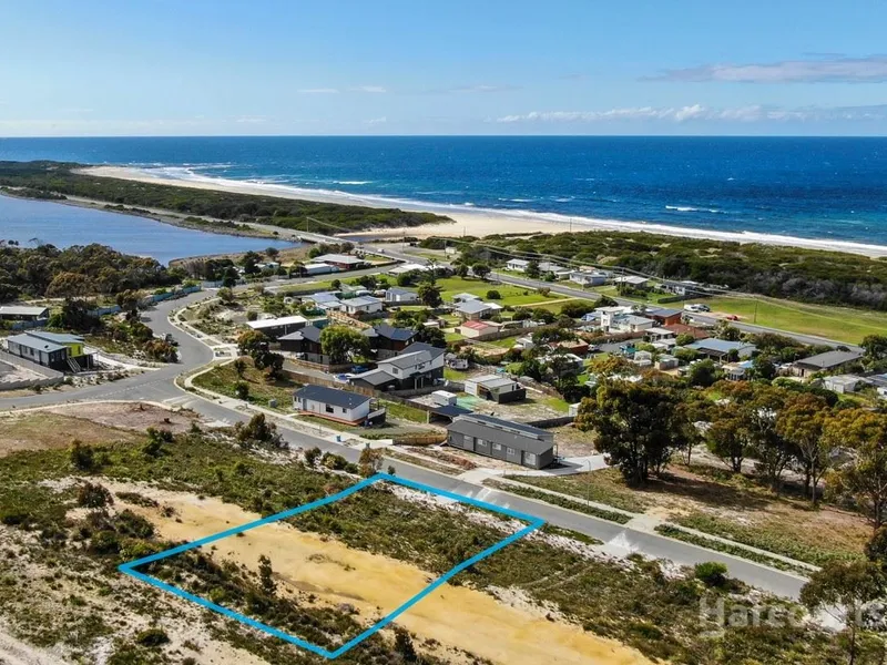 Incredible Ocean Views & Beach Location