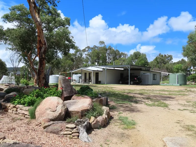 DELIGHTFUL HOME ON 1 ACRE