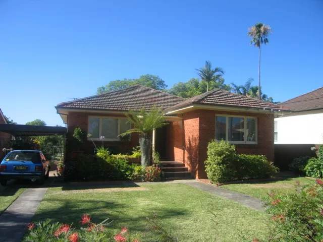 2 Bedroom House