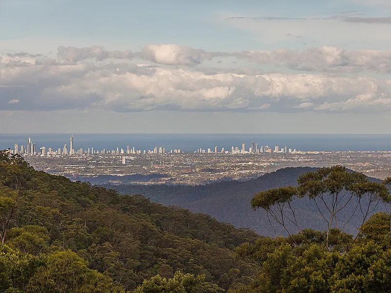 Twenty acres PLUS awesome views!