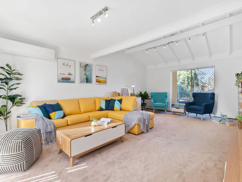 Luxury Villa in Perfect Location (FULLY FURNISHED)