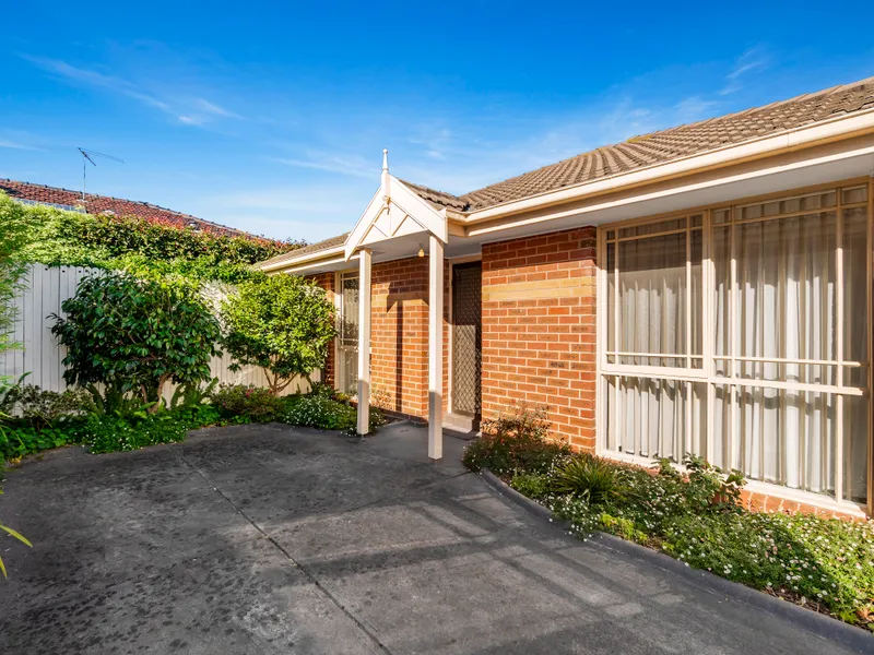 SPACIOUS DIMENSIONS AND A PREMIER LOCALE