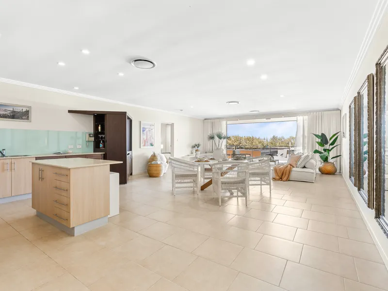 Incredible High End Beachfront Apartment