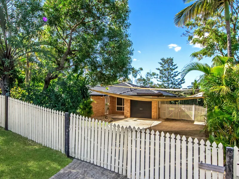 Freshly Painted & Fully Fenced Family Home   