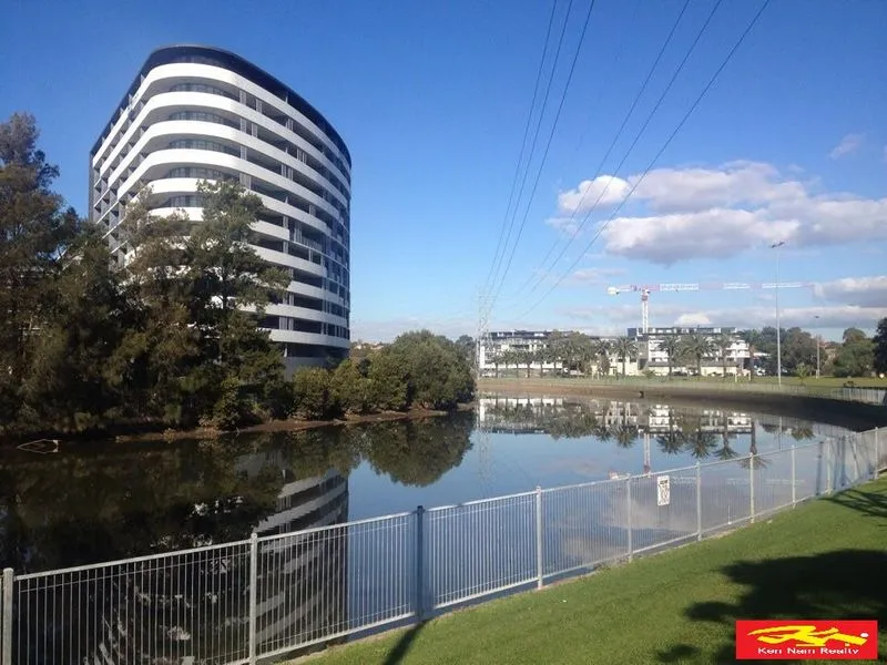 Sweeping Riverview 2 Bedroom Apartment with wrap around Balcony