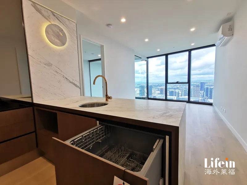 TWO BEDROOMs At The City With CARPARK!