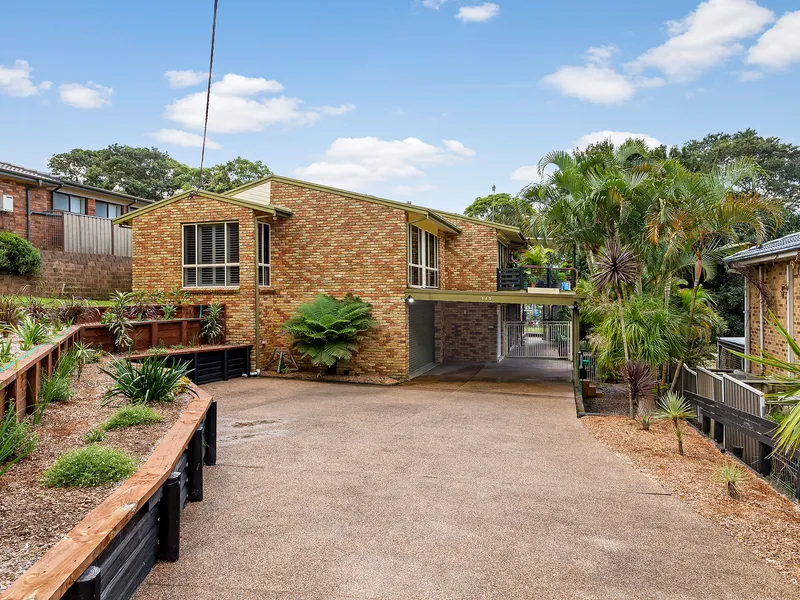 Heaven for The Entertainer Within Reach of The Region’s Jewels