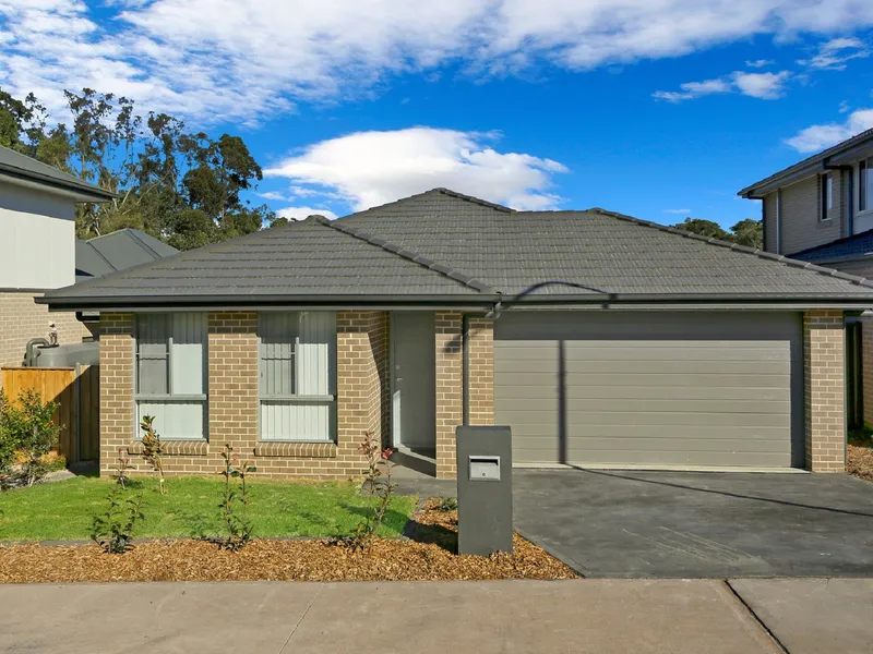 Practical and Modern Family Home! 