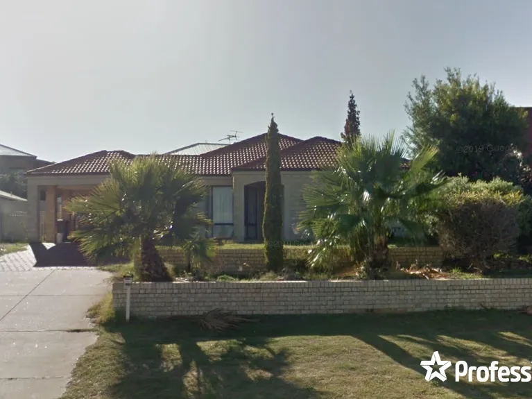 ***GREAT MODERN HOME, WITH A POOL***