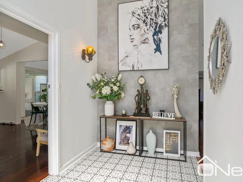 INCREDIBLE RENOVATED FAMILY HOME 