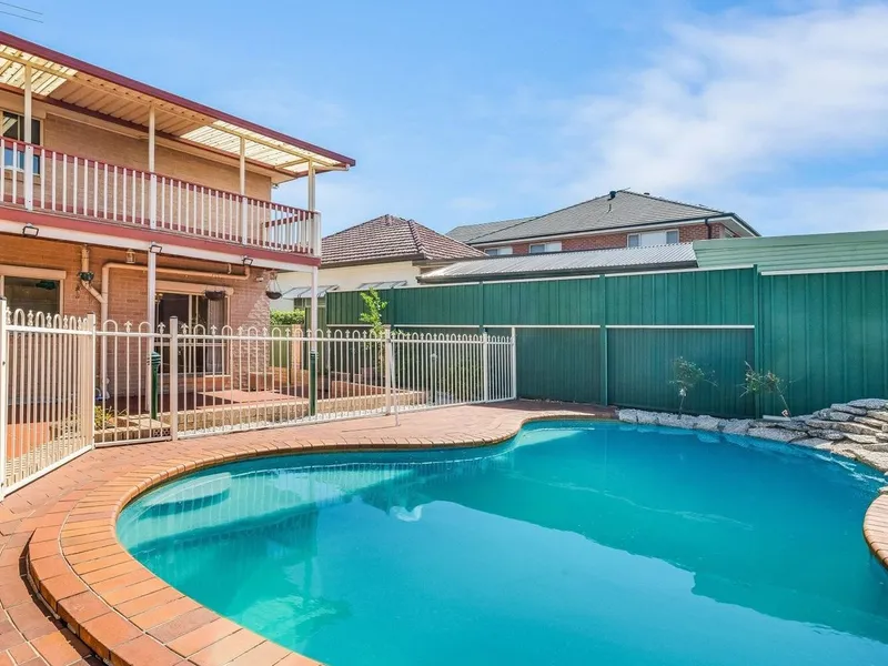 117 Wangee Road Greenacre Luxury living