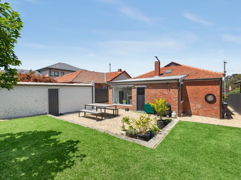 Immaculate spacious family home on a generous size block.