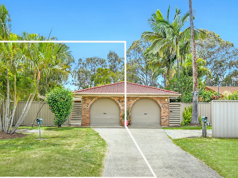 RENOVATORS DREAM PROPERTY!!