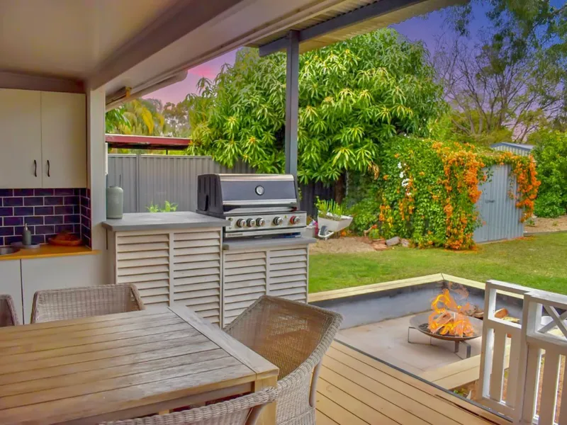 ooohhhh la la, its all here