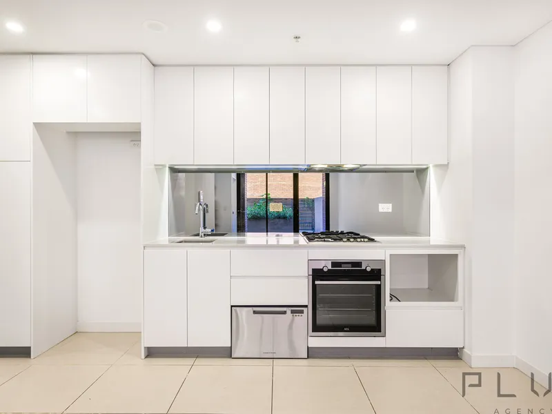 Pet friendly, Spacious Courtyard, Abundance of Natural Light, 1 Bedroom with Carspace