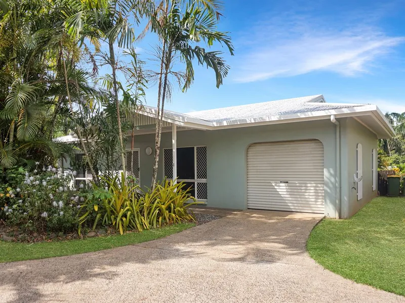 Two Bedroom Duplex in Freshwater!