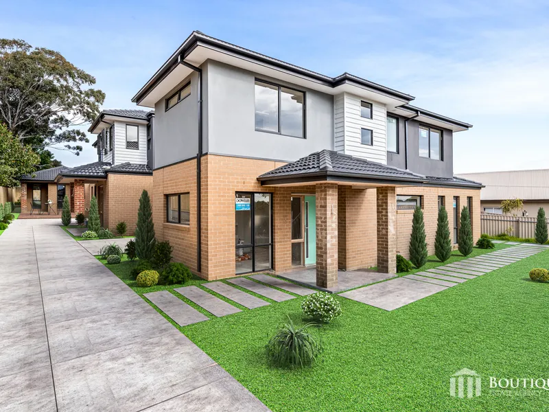 BRAND NEW WITH LOADS OF EXTRAS