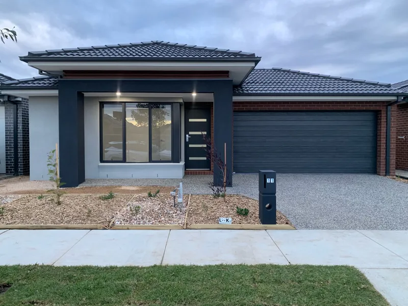 SPACIOUS LUXURY STYLE LIVING IN LARA