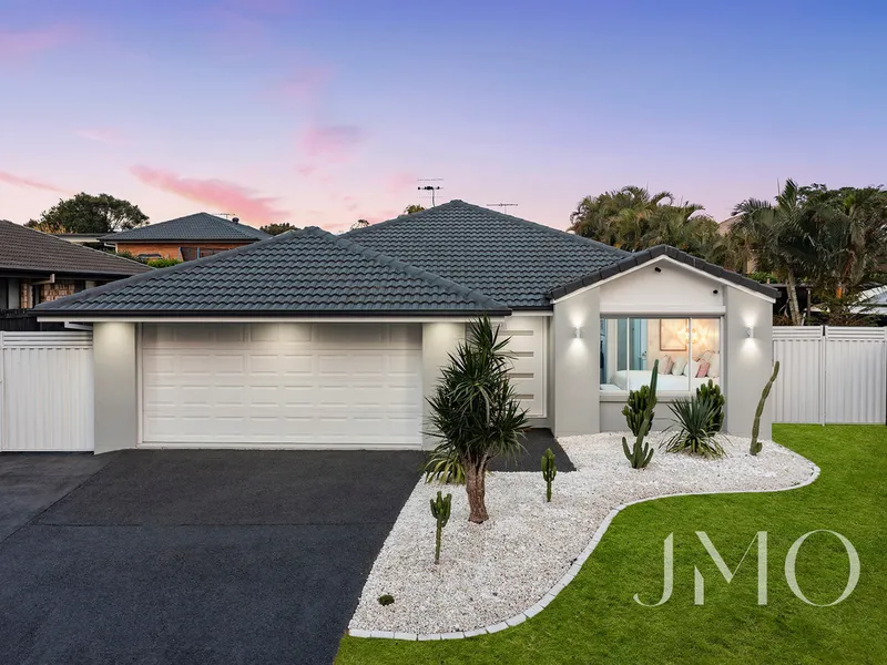 STUNNING LIFESTYLE FAMILY HOME