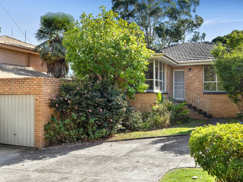 Delightful Two Bedroom Unit in the Balwyn High School Zone 