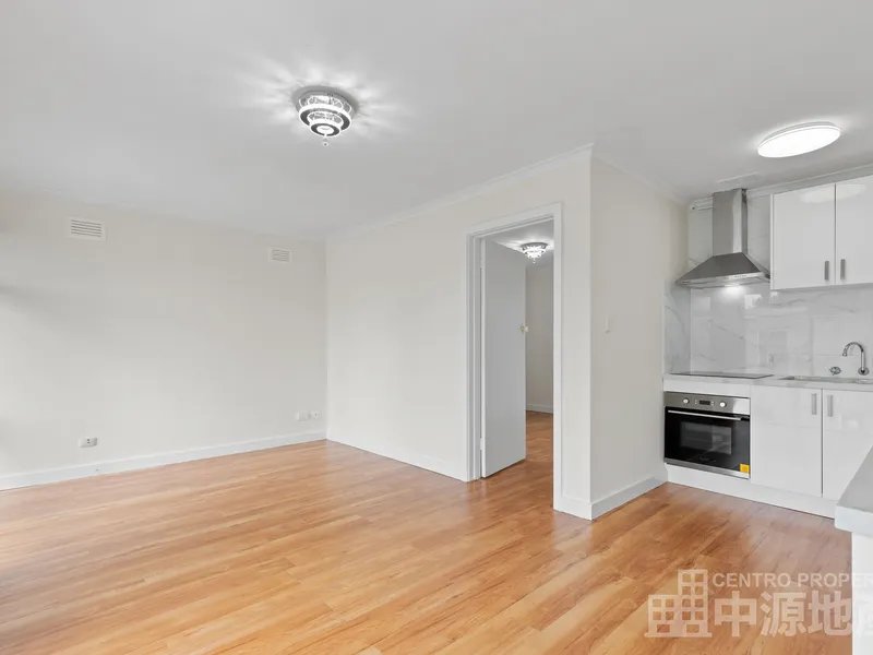 Newly Renovated One Bedroom In The Heart Of Thornbury