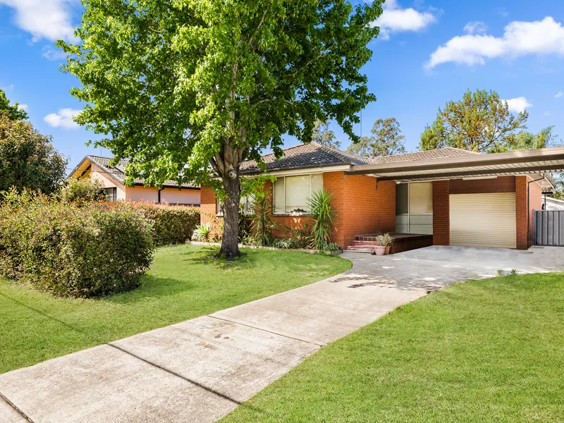 923sqm of Land | Zoned R3!