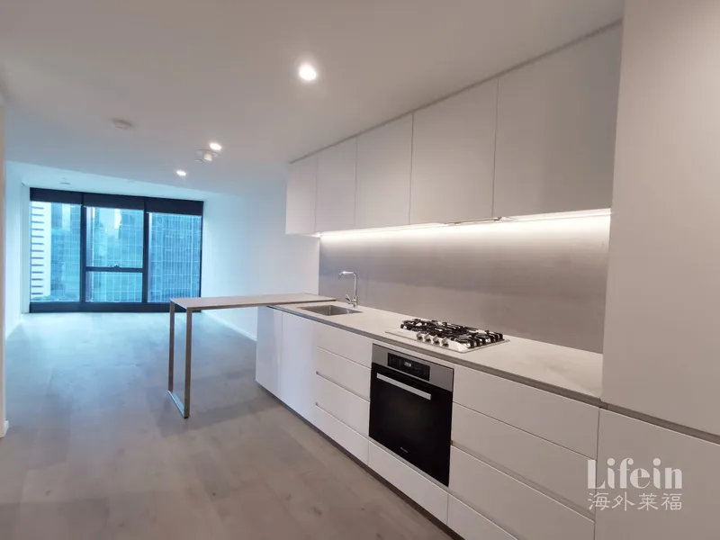 2 Beds 2 Baths AUS 108 Apartment in the Heart of Southbank