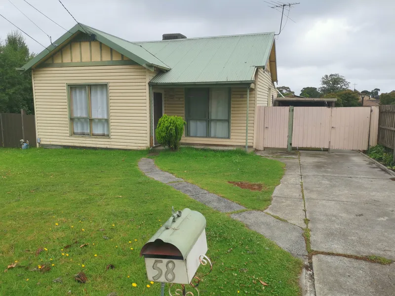 House near Noble Park Train Station