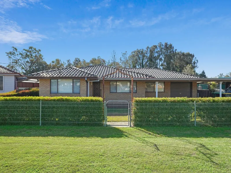Stylish Family Living Convenient To Cessnock's Hub