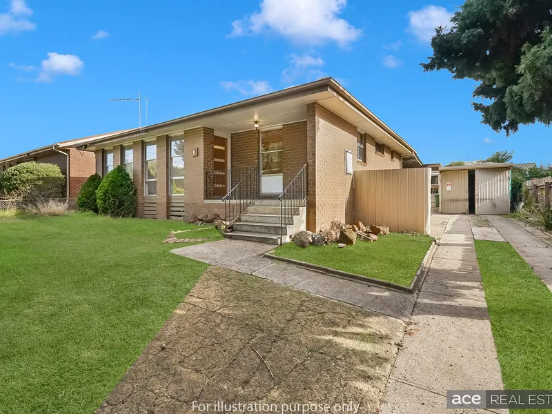 Situated in the heart of Laverton this home is guaranteed to please.