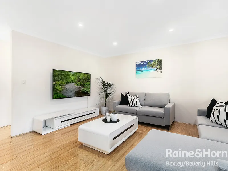 Spacious Two Bedroom Apartment