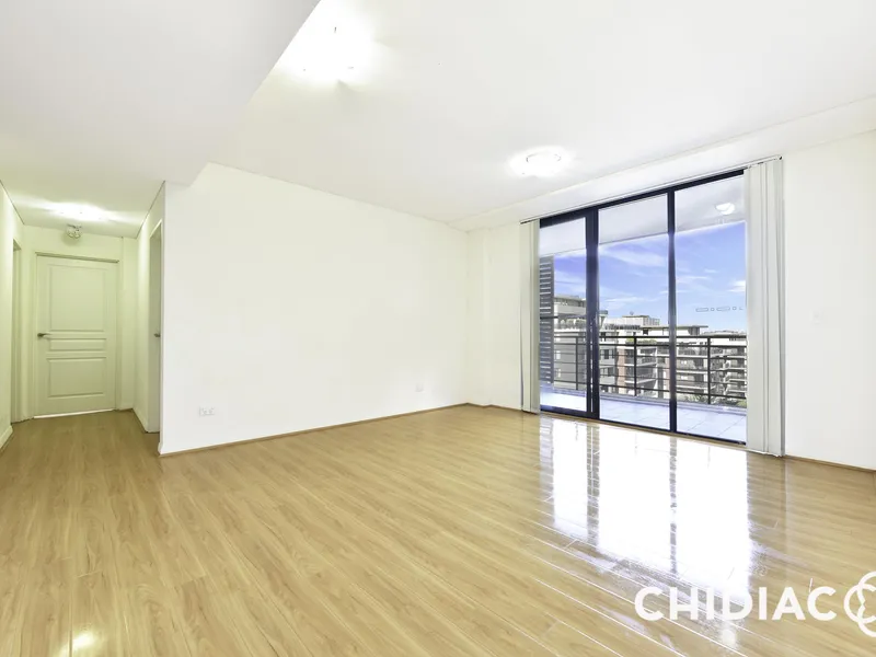 Three bedroom apartment | Floorboards | Two parking spaces