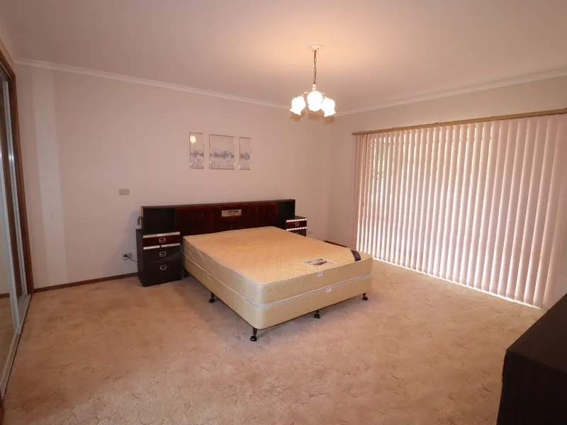 GUNBOWER ISLAND PROPERTY