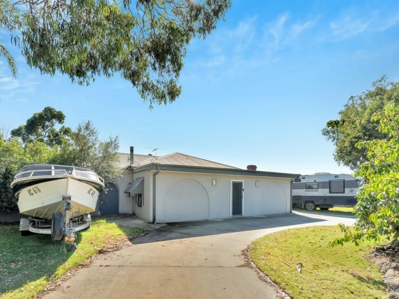 Luxurious 5-Bedroom House for Rent in Devon Meadows