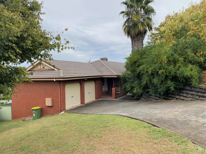 3 Bedroom Home in Quiet Leafy Court
