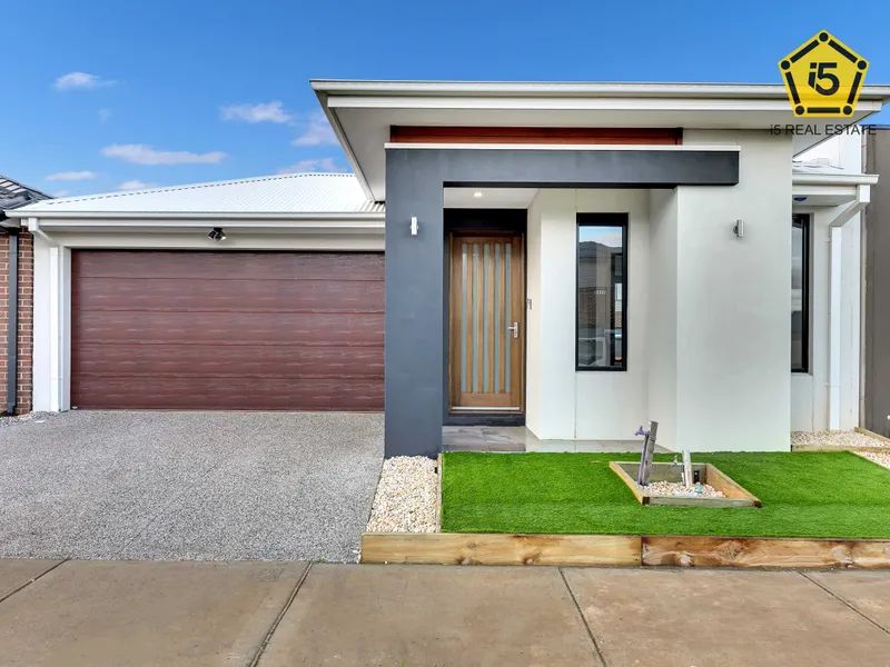 QUALITY & AMENITY ON A EAST FACING BLOCK