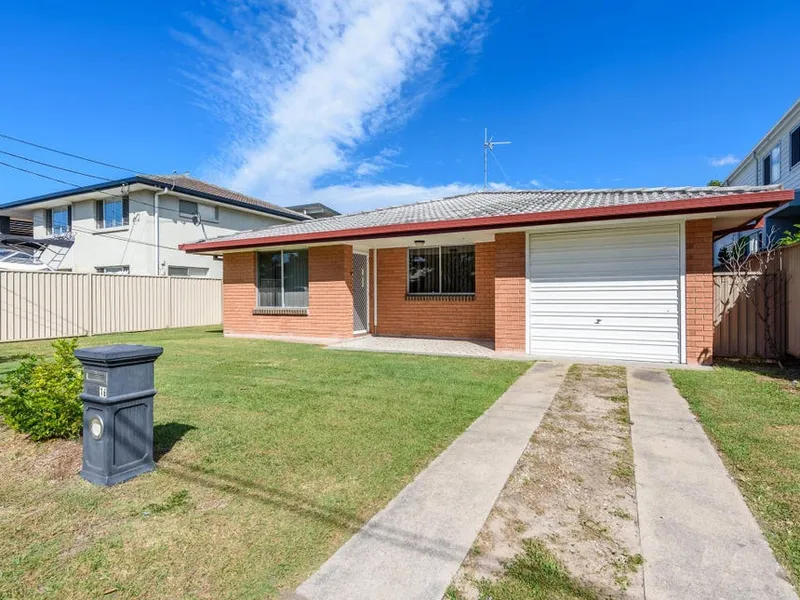 Enjoy the lifestyle or redevelop