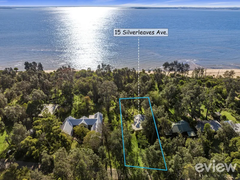 Rare opportunity - Silverleaves foreshore